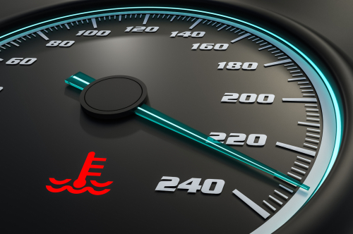 Kraftigt höjd motortemperatur